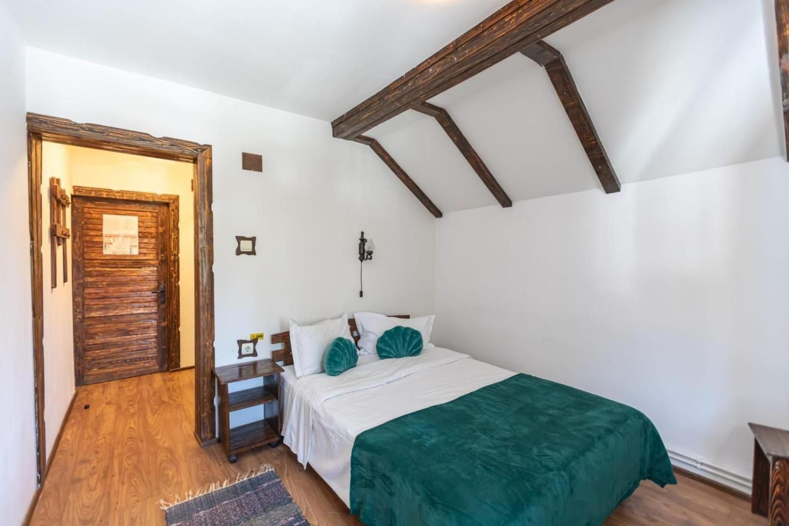 Casa Valasoaia Săcele Eksteriør billede